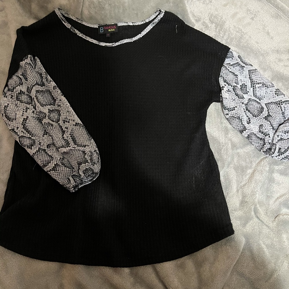 3/4 sleeve shirt